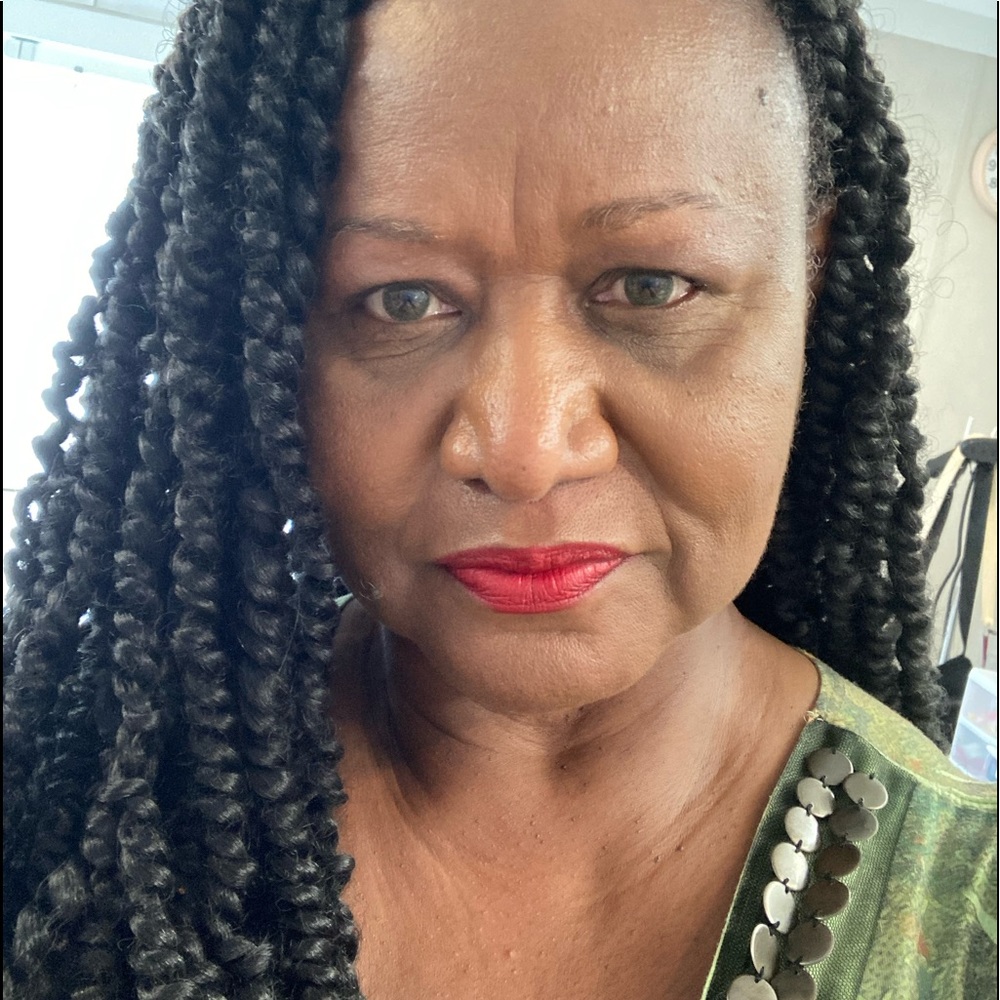 Meet your Posher, Marian
